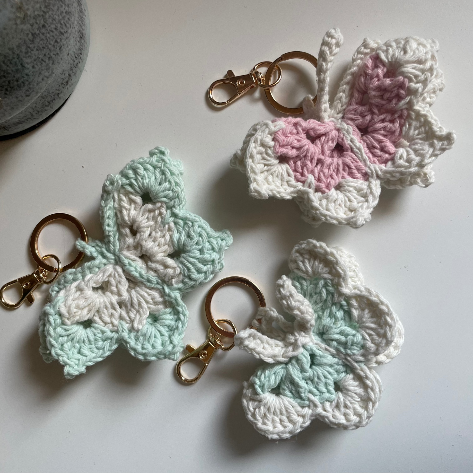 Butterfly Bloom · Handmade keychain made of 100% cotton