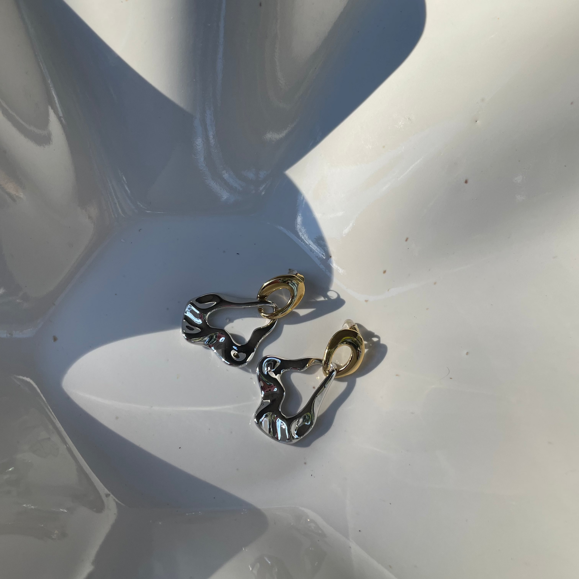 Mira Duo · 18k vergoldet · Oval Ohrringe