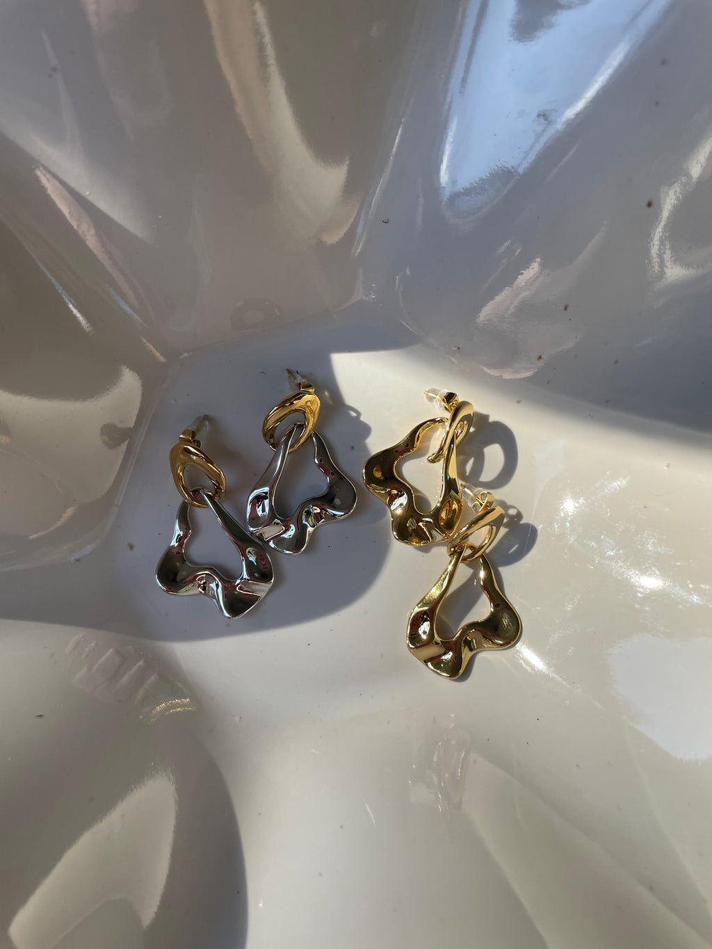 Mira Gold · 18k vergoldet · Oval Ohrringe