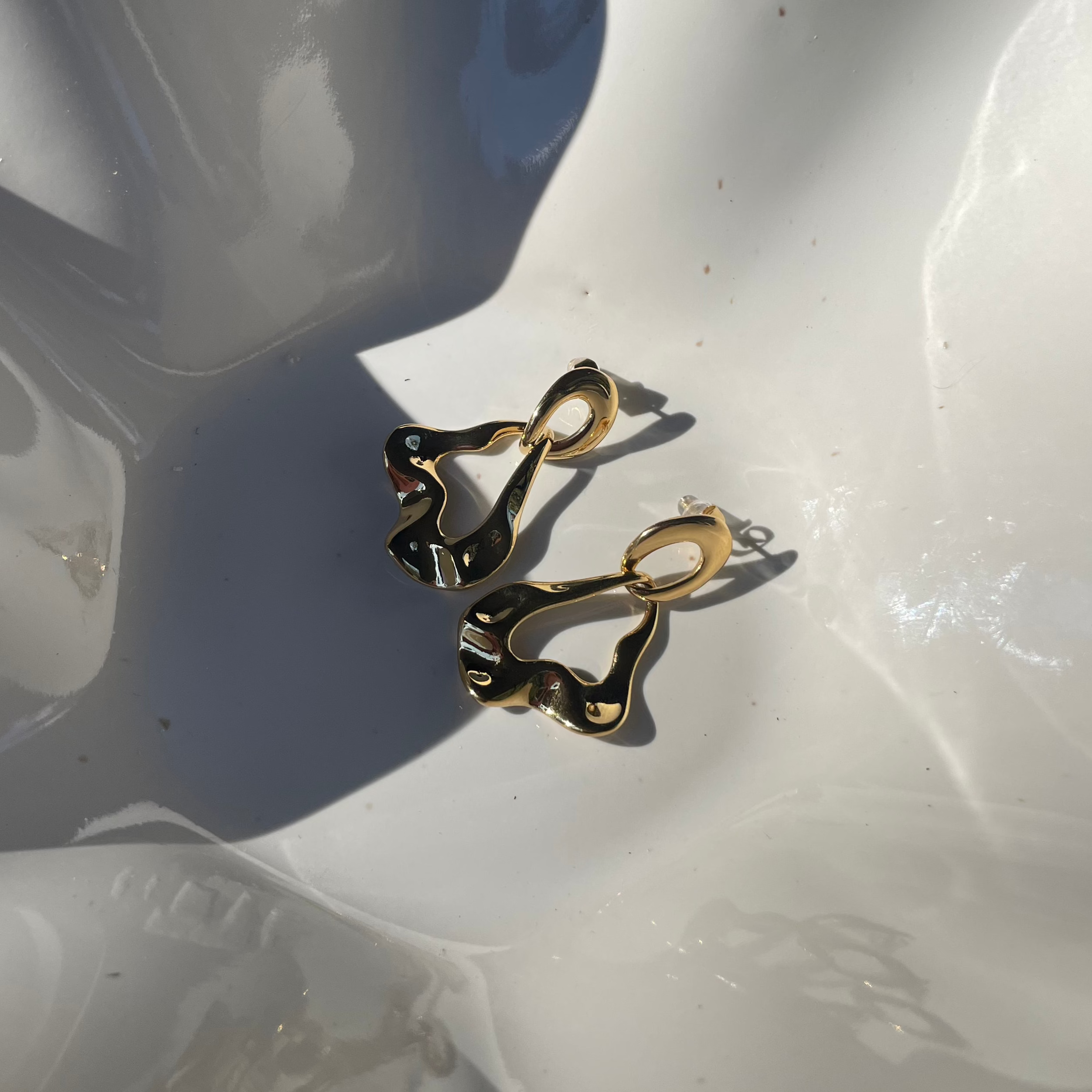 Mira Gold · Plaqué or 18 carats · Boucles d'oreilles ovales