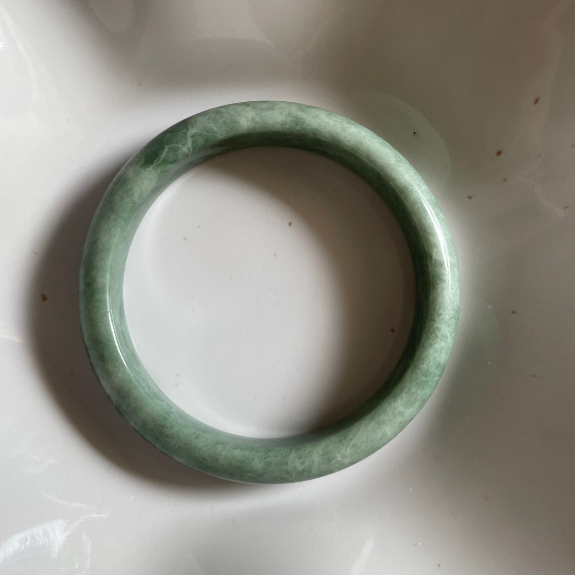 Y U N A L Y · JADE · Armreif aus echtem Naturstein · Limited Edition